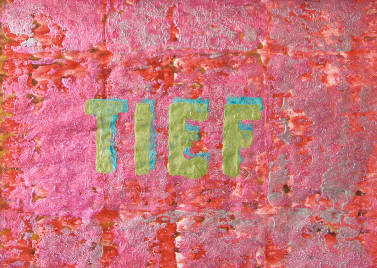 DER TIGER SCHAUT TIEF - BEIJING by Ghislain Pfersdorff 