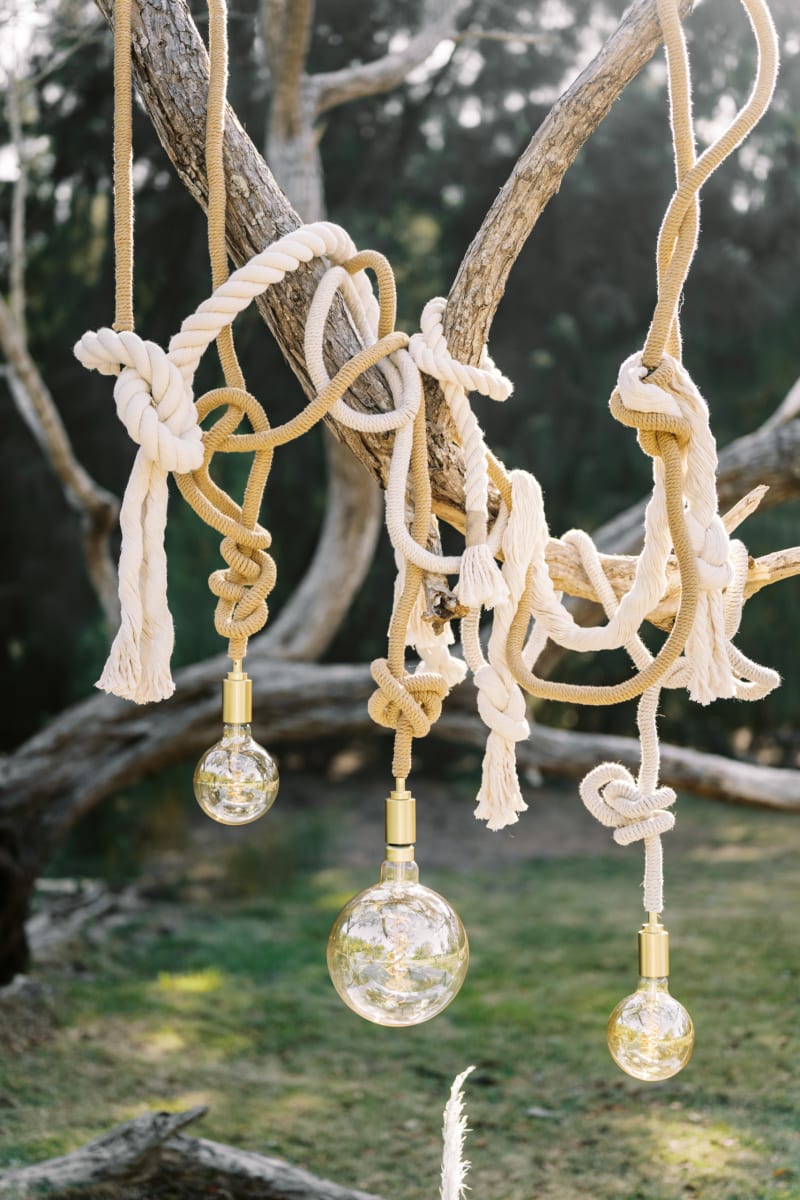 Tres Lamparas by Yelitza Barrios 