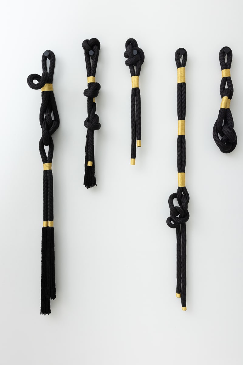 Macrame negro by Yelitza Barrios 