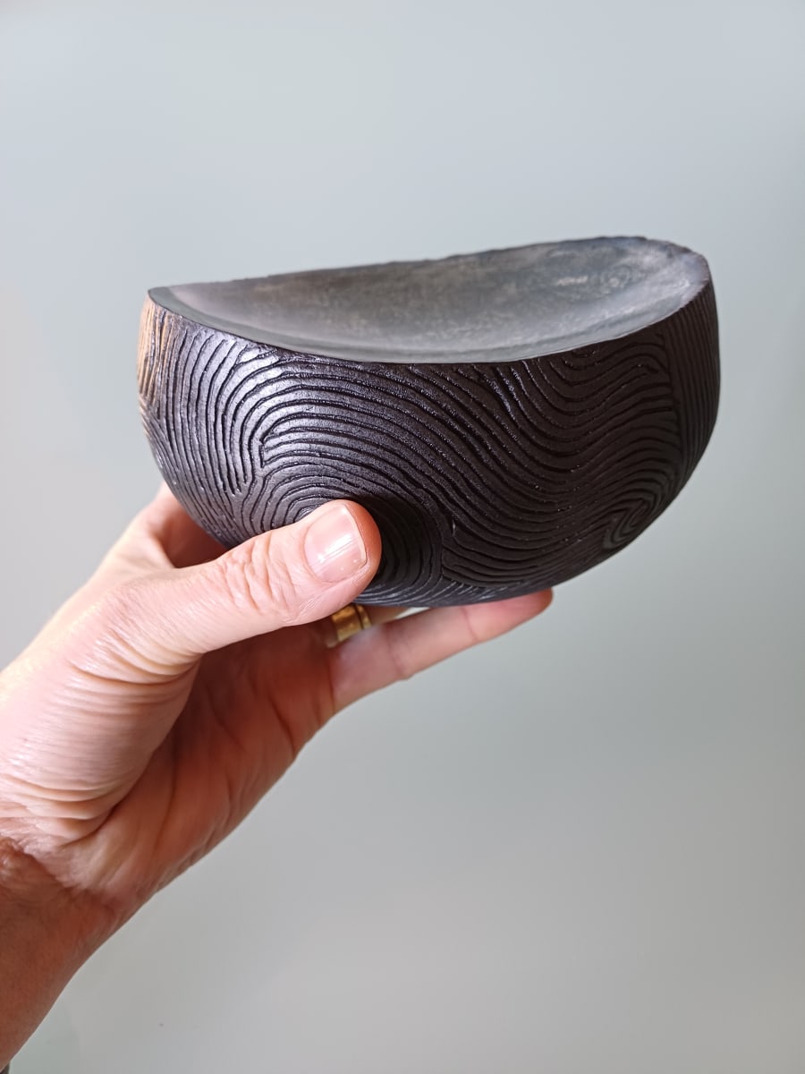 Rock Pool Vessel V by Jo Richards Hooker Artist 