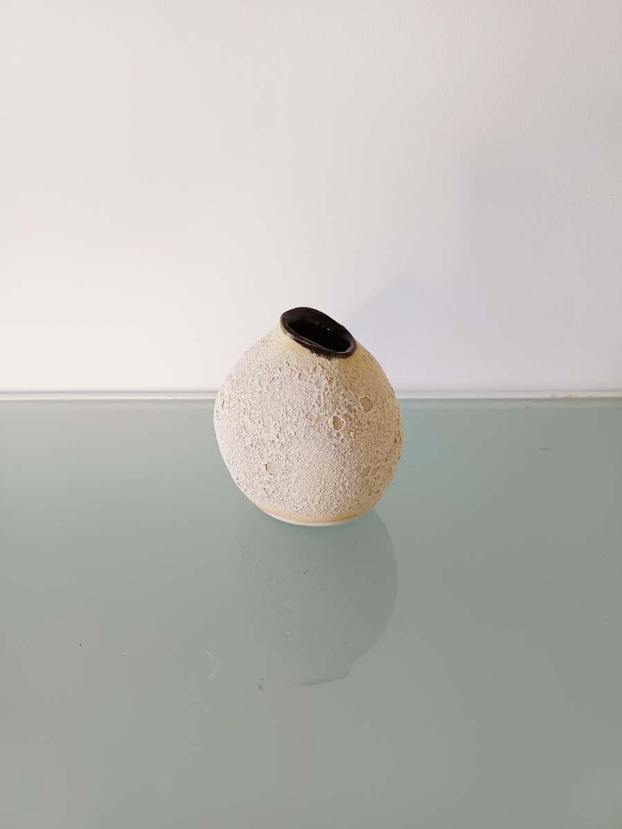 Geode Vase IV mini by Jo Richards Hooker Artist, Image 2.