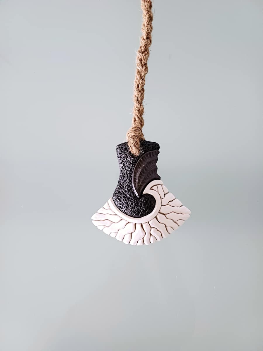 Hammerhead XL (small) by Jo Richards Hooker Artist 
