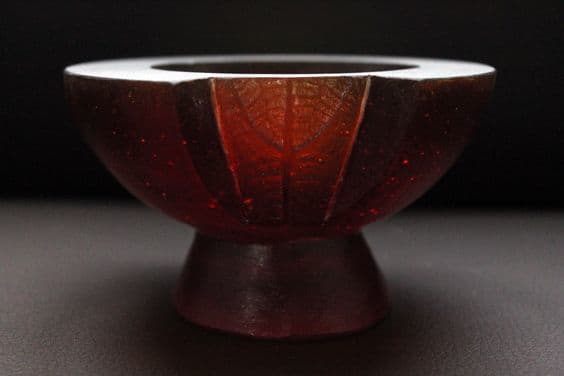 Leaf vessel by Jo Richards Mixed Media Artist, Image 1.