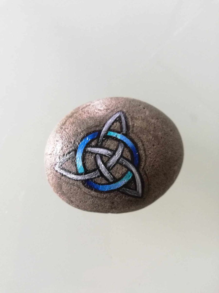 Trinity comfort stone 1 by Jo Richards Hooker Artist, Image 1.