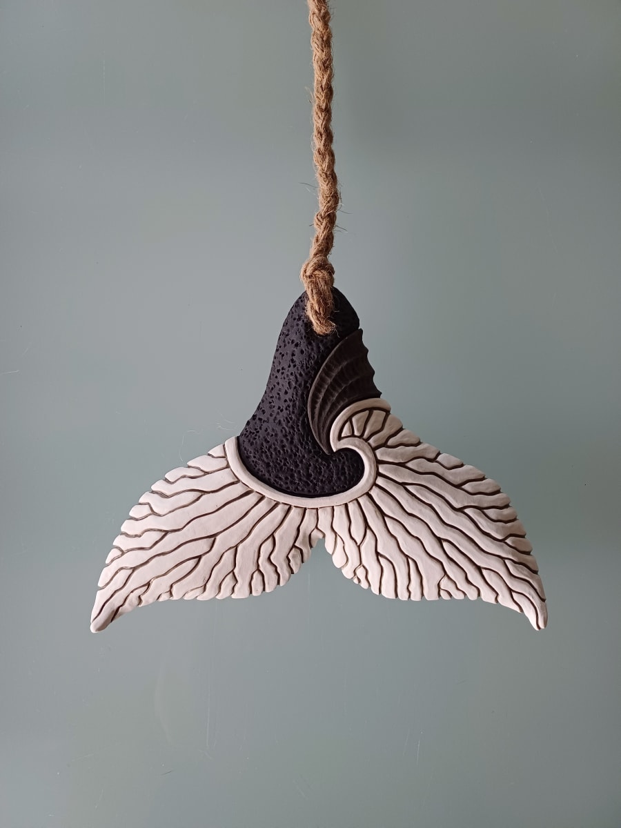 Whale Tail XL by Jo Richards Hooker Artist 