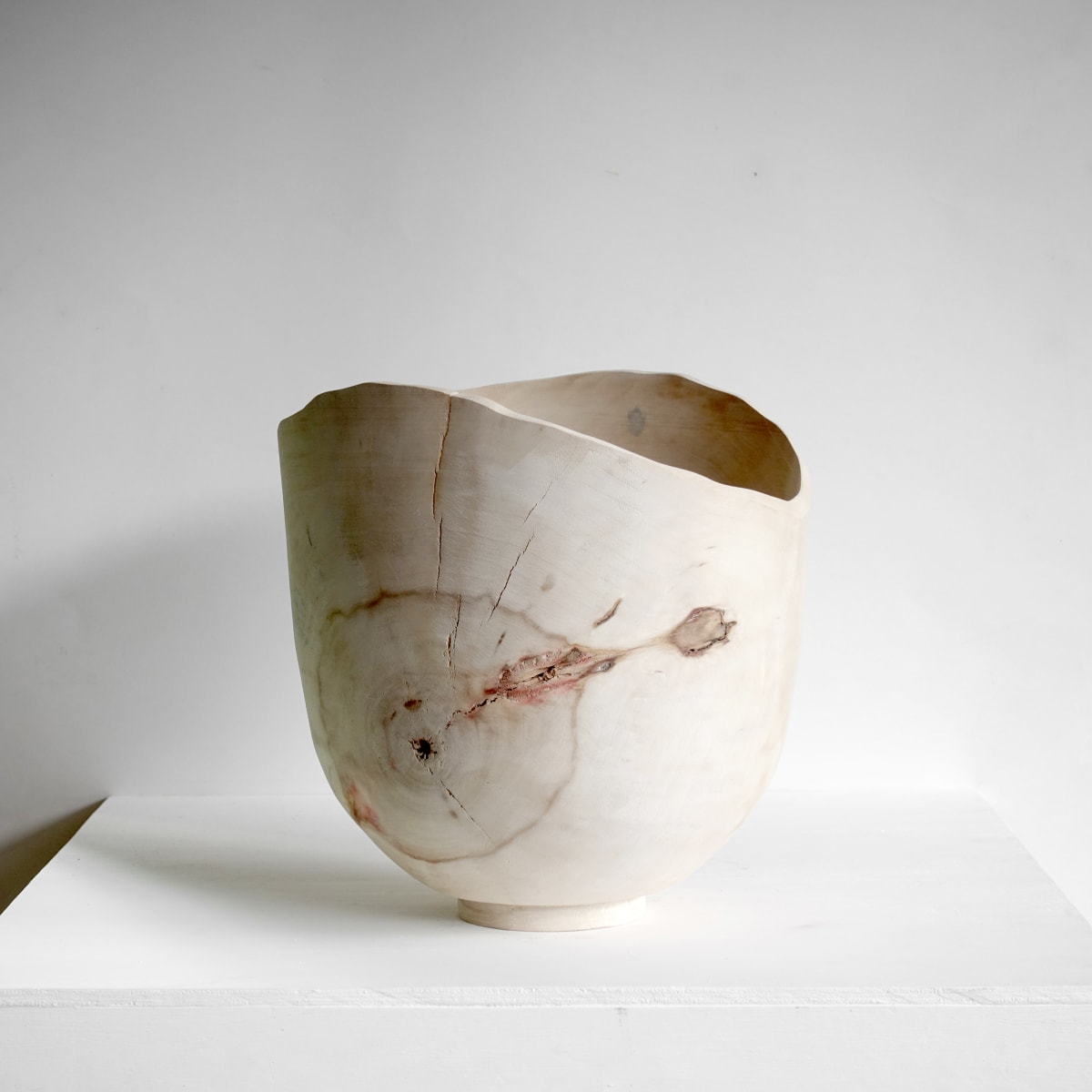 Raw 1 (Fragile Giants), Image 4.