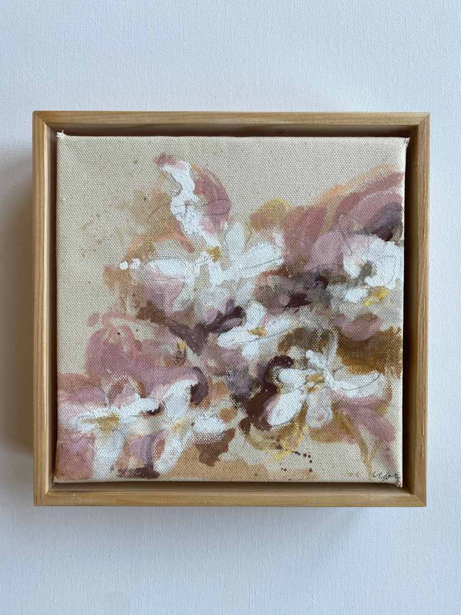Daisies in Blush by Christen Yates, Image 1.