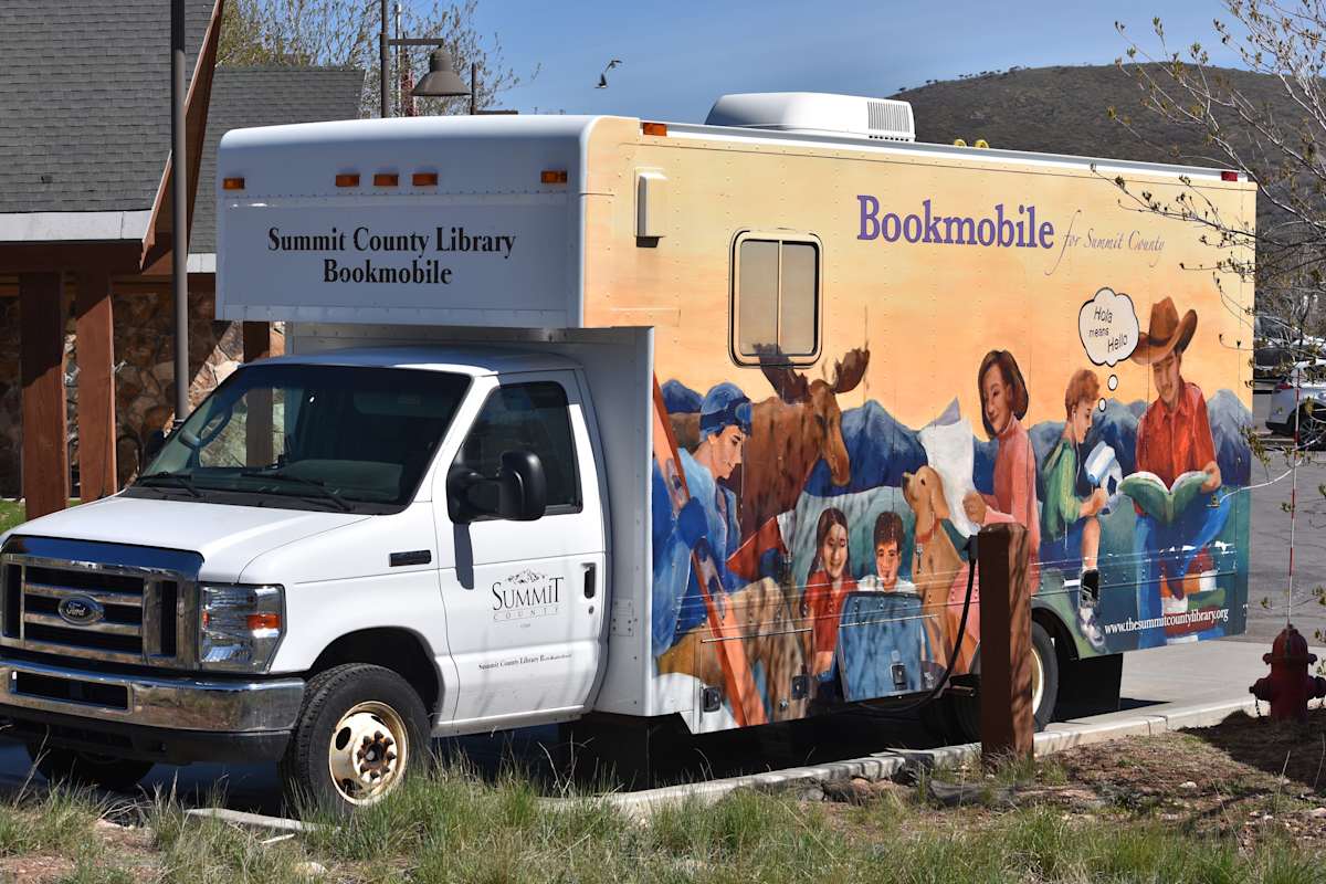 Bookmobile by Sarah Holden, Image 1.