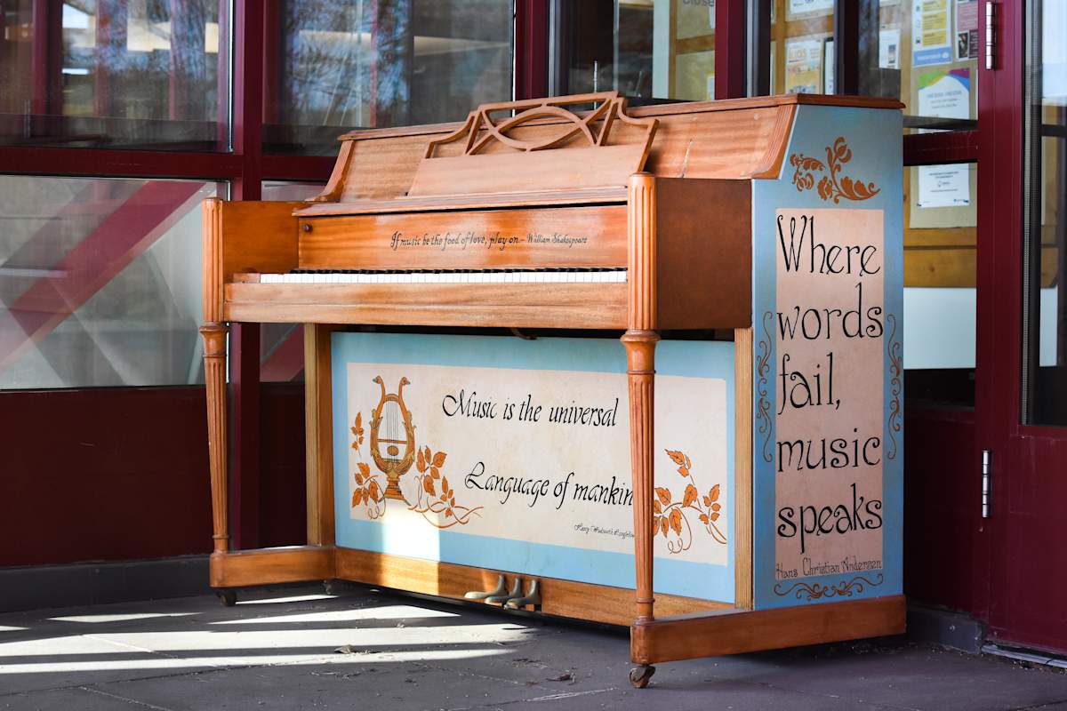 Musical Musings by Renee Mox Hall, Image 1.