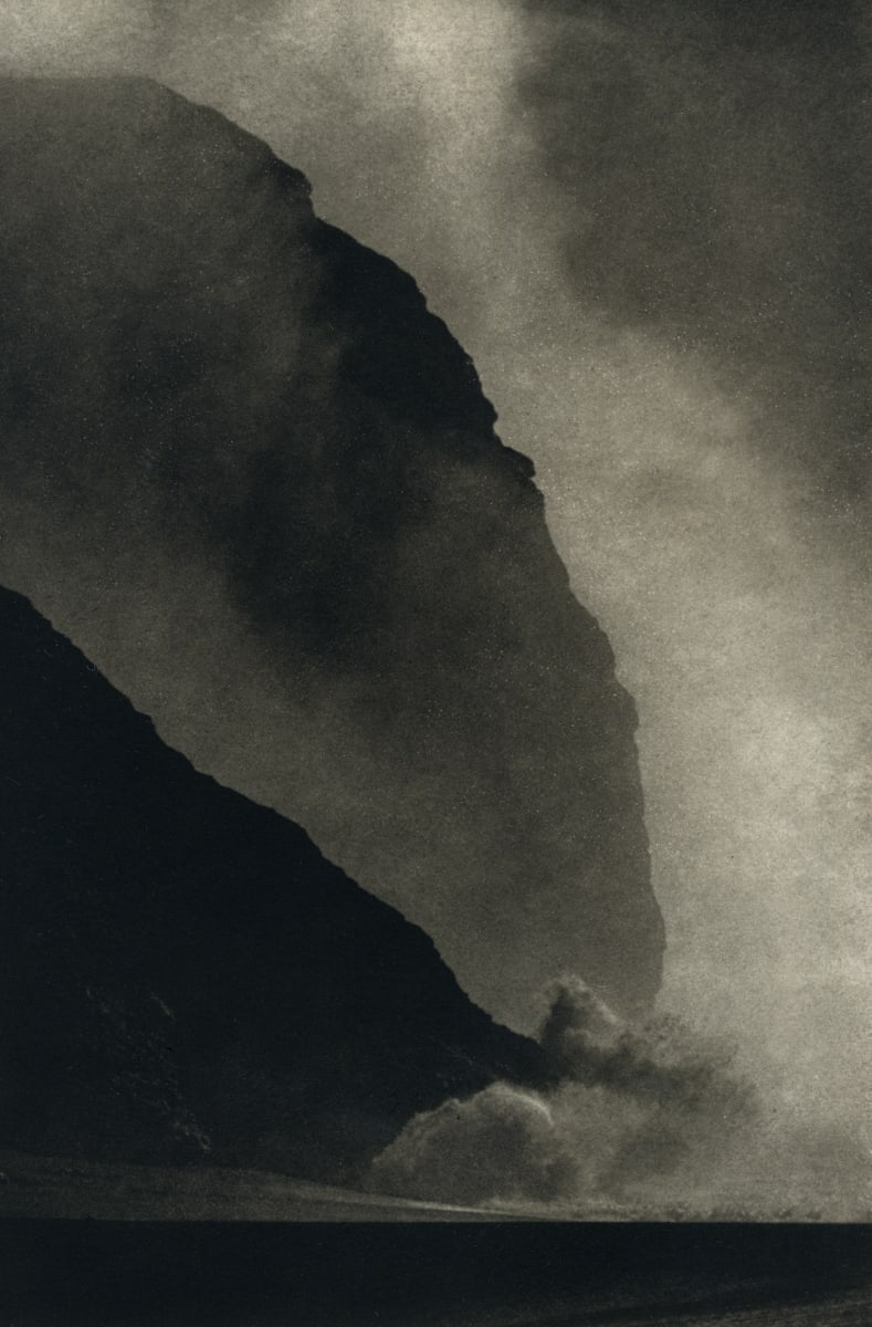 Cliffs, Tennessee Valley by Unai San Martin 