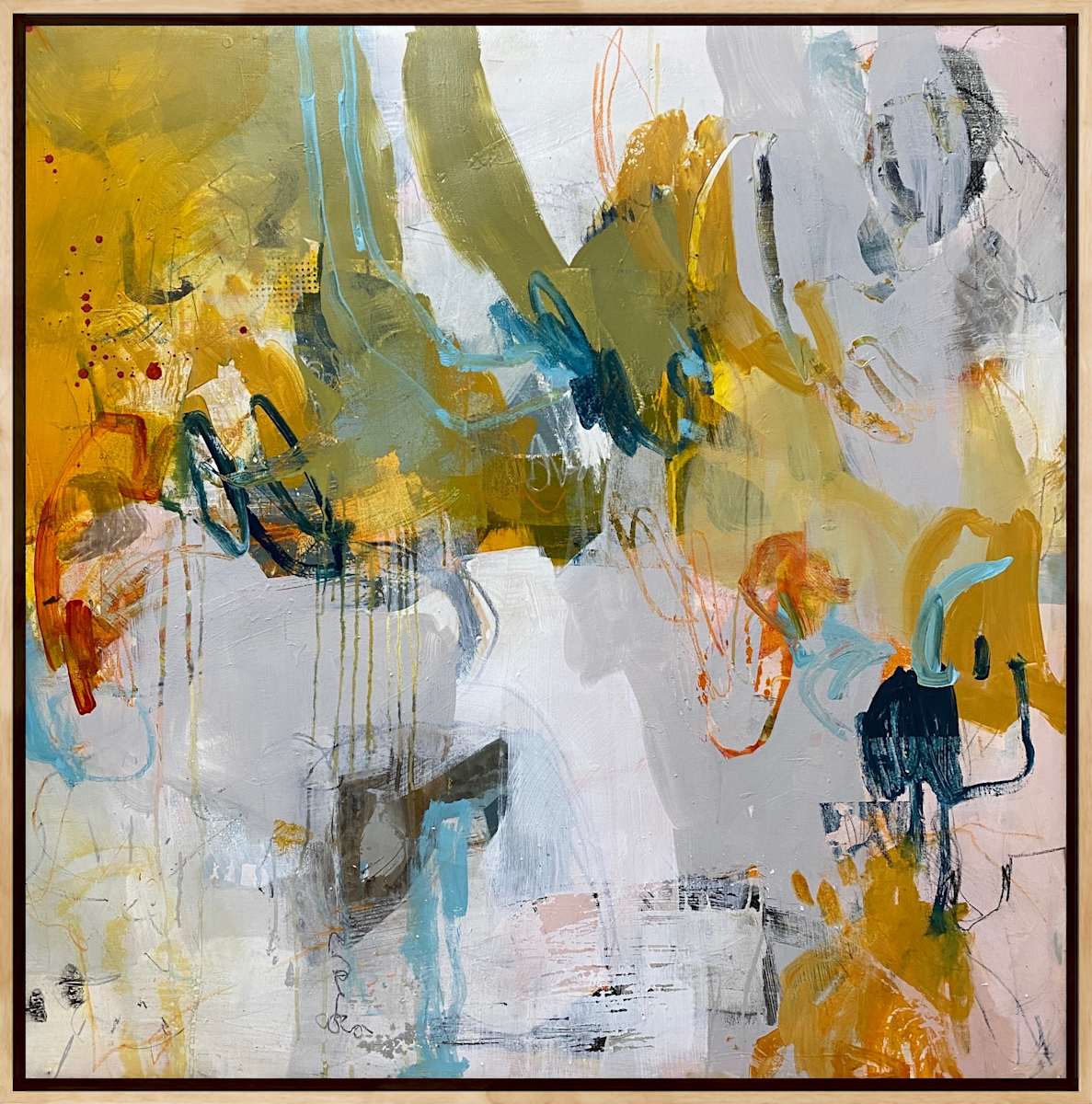 DISTANT MEMORIES by Liz Murphy 