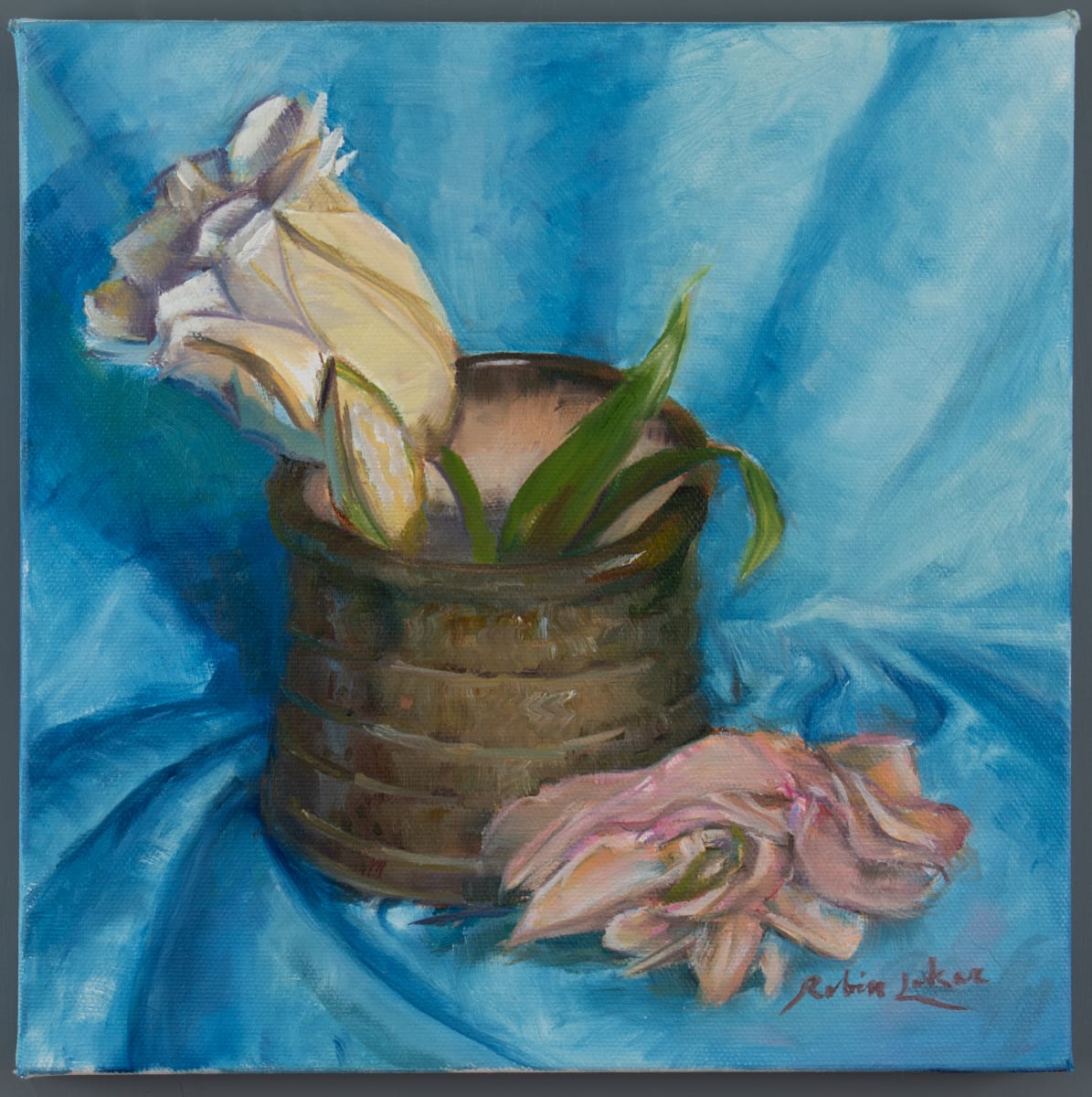 Cute Little Pot by Robin Luker 