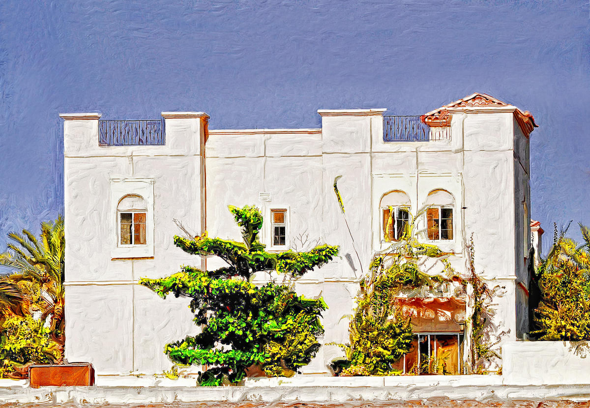 Home on the Red Sea, Image 1.