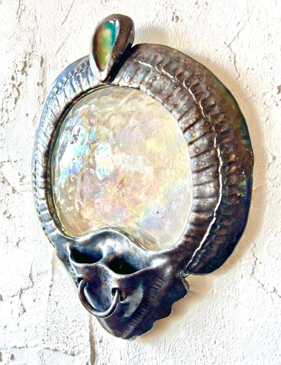 Queen's offering by Kelly Witmer, Image 3.