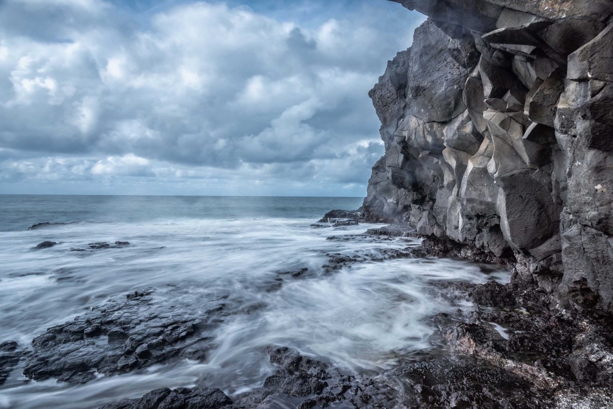 Kauai 2 by Larry Hanelin 