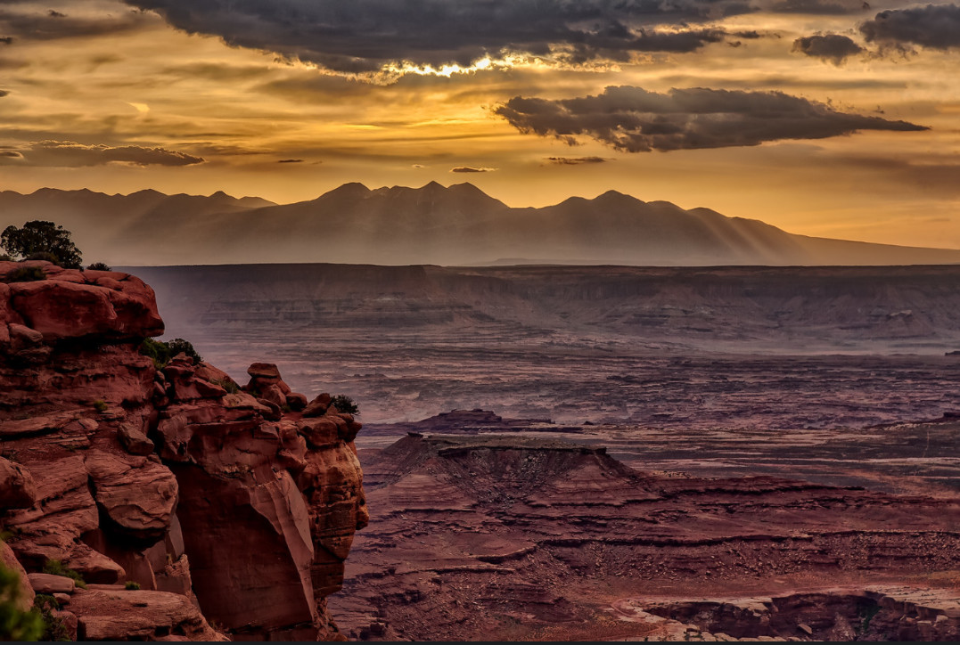 Sunrise at Grandview – Grand Canyon by Steve Dell 