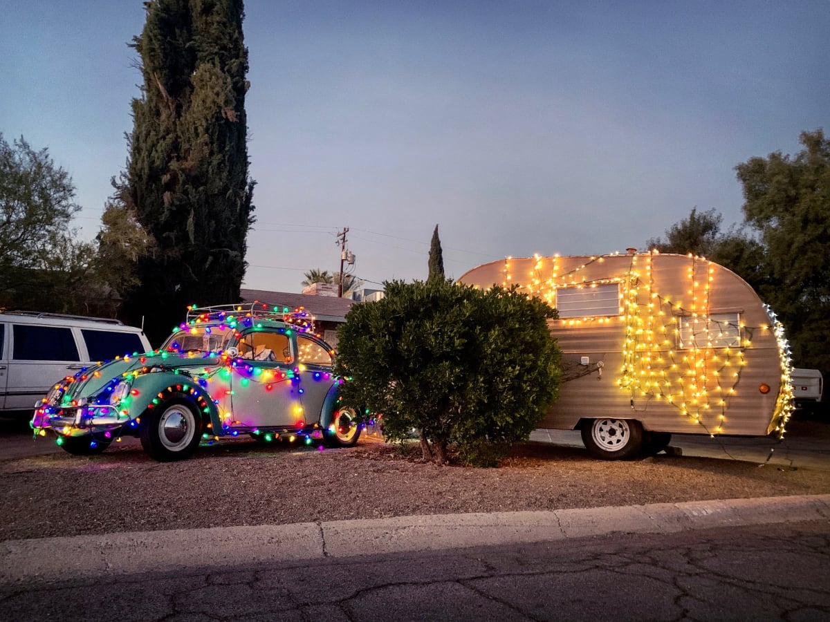 Xmas VW & Trailer by Kristine Peashock 