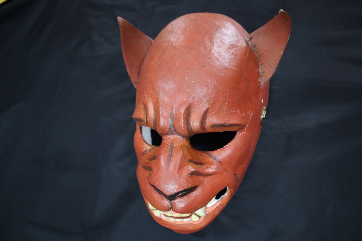 Gatón by Zarco Guerrero 