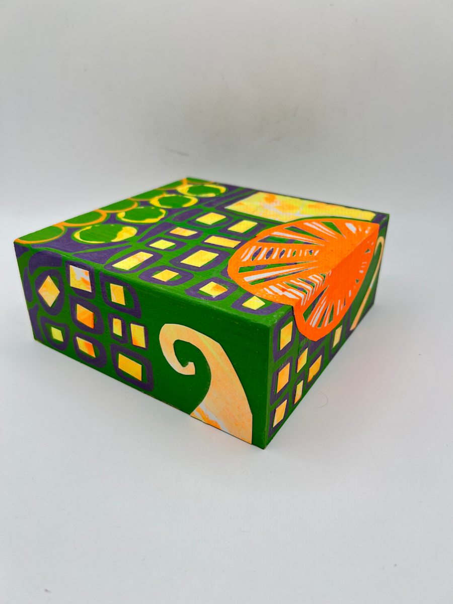 Tangerine by Kelly K. Pontoni 