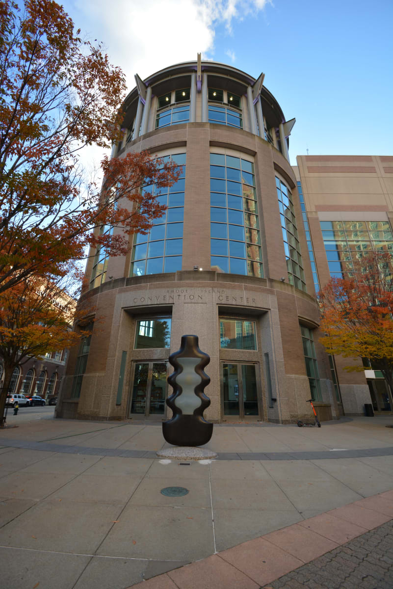 Bearing Figure by Howard Ben Tré  Image: 2021 restoration