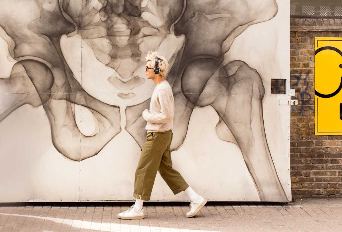 Maria Mariño /  Hip Walk by Da Silva Gallery/Gallerylabs, Image 1.