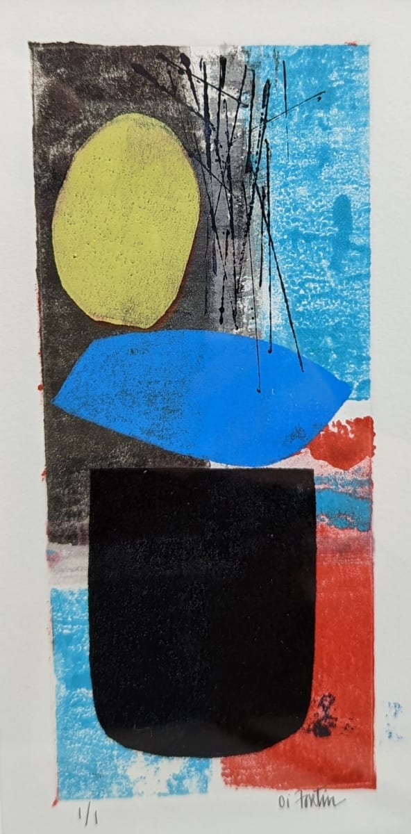 Oi Fortin, Blue/Yellow by Da Silva Gallery/Gallerylabs  Image: Oi Fortin is an award-wining monotype printmaker. Monotype-making has an element of serendipity and chance that occurs when ink and paper meet press. Oi’s compositions are influenced by nature, relationships and the interior life. Her contemporary abstract expressionist prints are notable for a vivid palette and soaring motifs, yet they can also invoke a calm and meditative state. Reviewers describe Oi’s work as “emotionally charged, allegorical,” and “vibrant.” Her work has been shown internationally and is in private and museum collections in several countries. Her studio, open to the public by appointment, is in Erector Square in New Haven, Connecticut, USA. 

