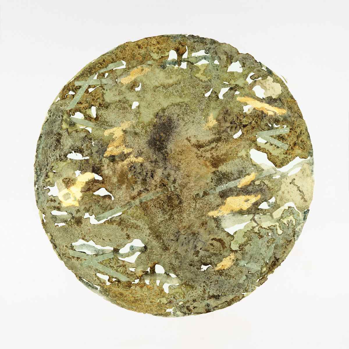 Vero Murphy / Hibridos III by Da Silva Gallery/Gallerylabs  Image: Hibridos III / Yerba Mate tea, 23k gold leaf, and other natural pigments on canvas.