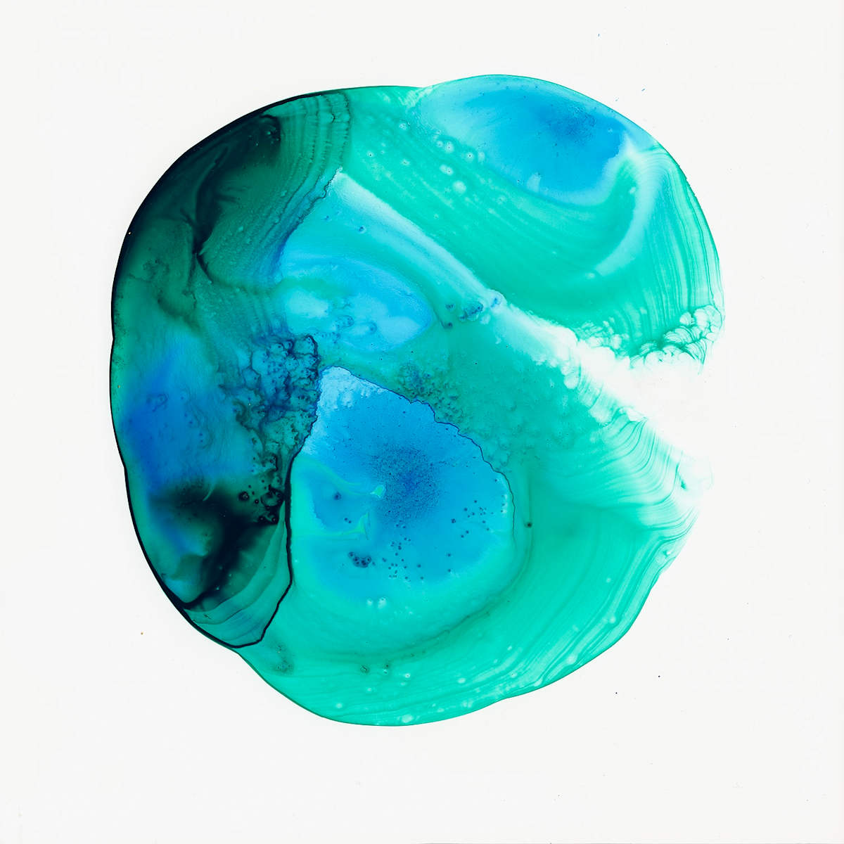 Square Pearl 1 by Michelle Concepción 