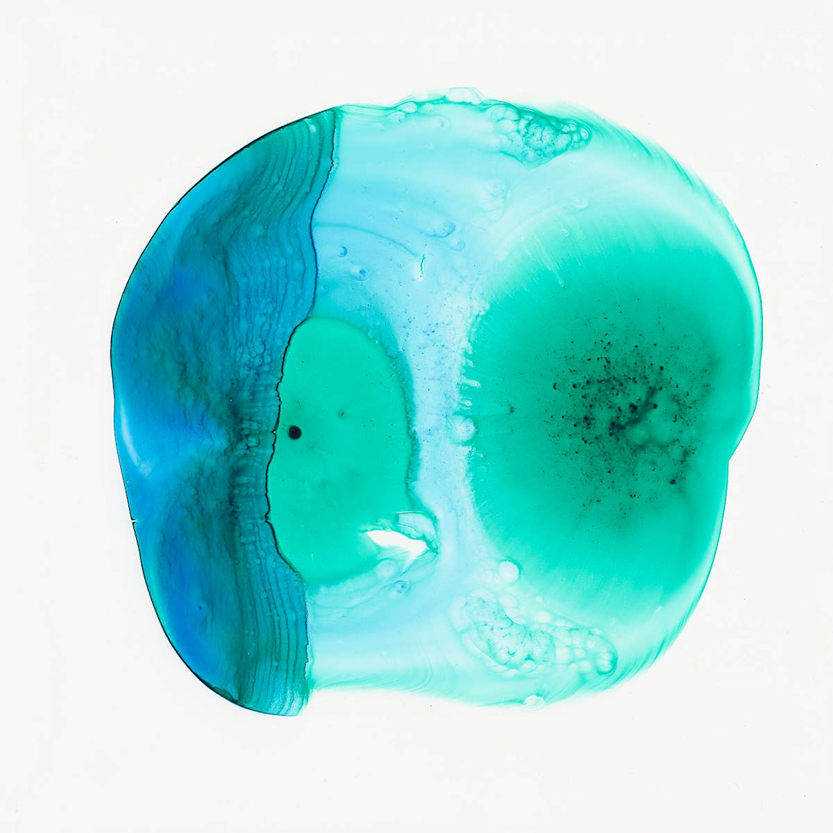 Square Pearl 2 by Michelle Concepción 