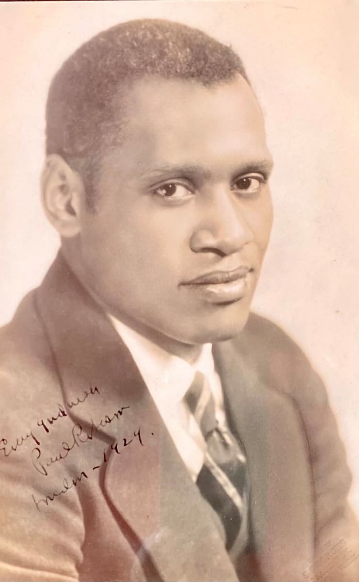 Paul Robeson inscribed B&W photo 1929 