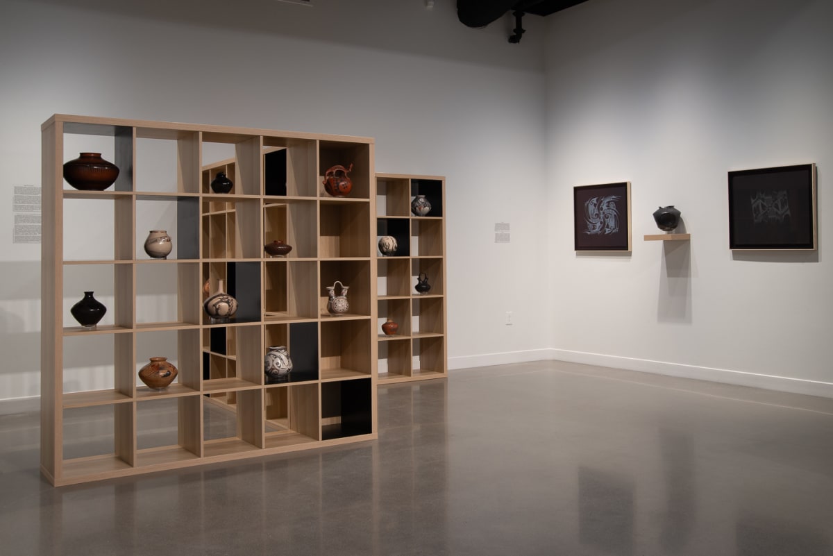 04 Installation view Mata Ortiz: Highlights from the Lysbeth Warren Anderson Collection. Image by: Nick Gialanella, 2024 by Mata Ortiz 