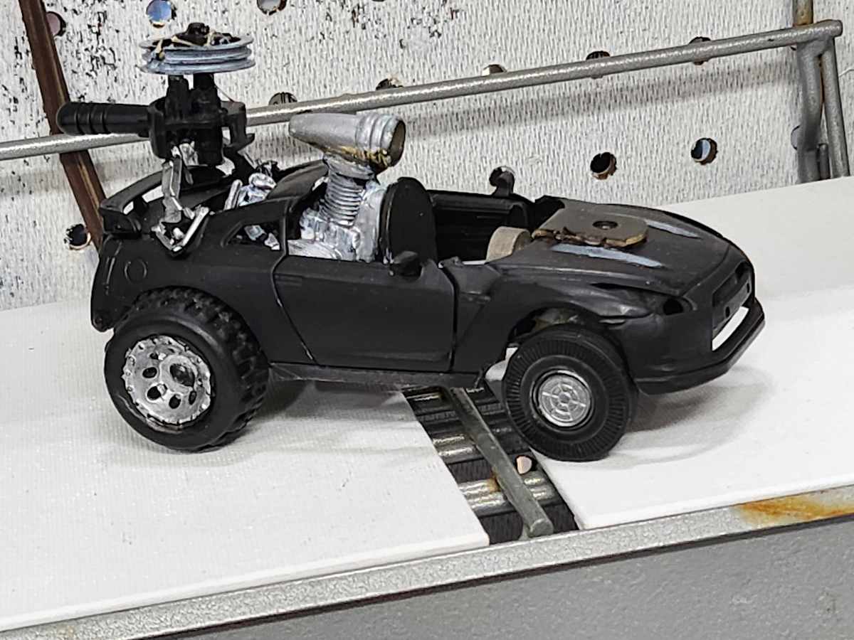 Crazy Car by Larry Alexis the junkart dog 