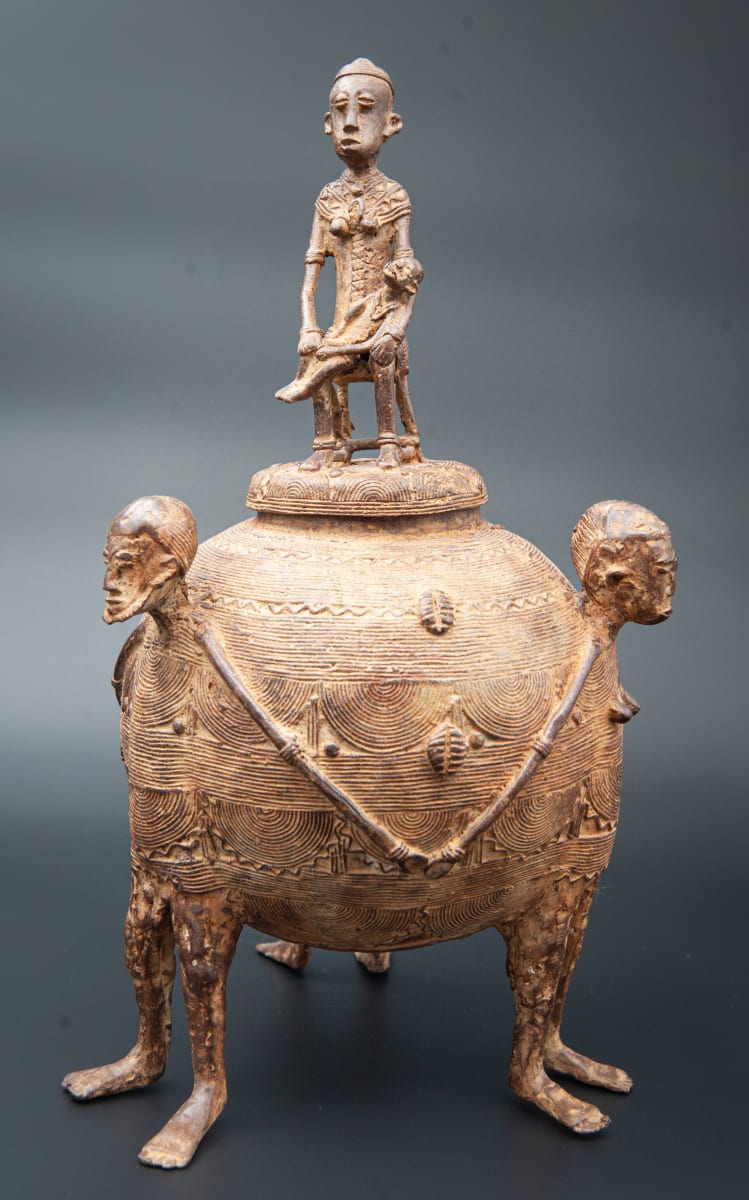 Lobi Tobacco Jar (with Woman and Child) 