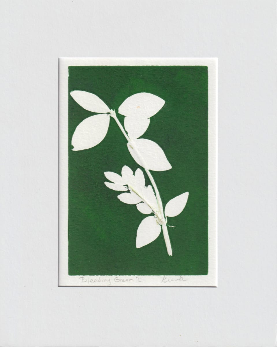 Bleeding Green by Vera Gierke 