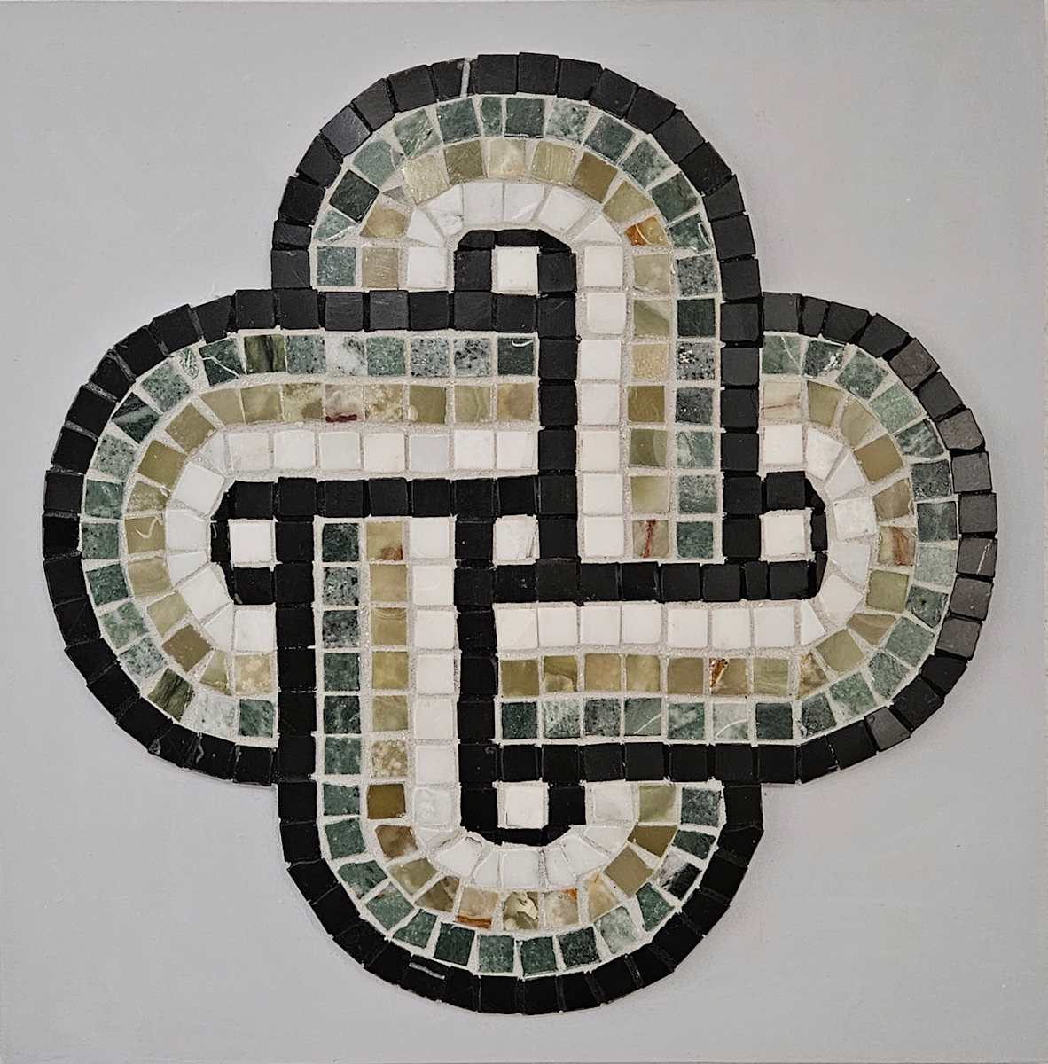 Solomons Knot by Pam Farris 