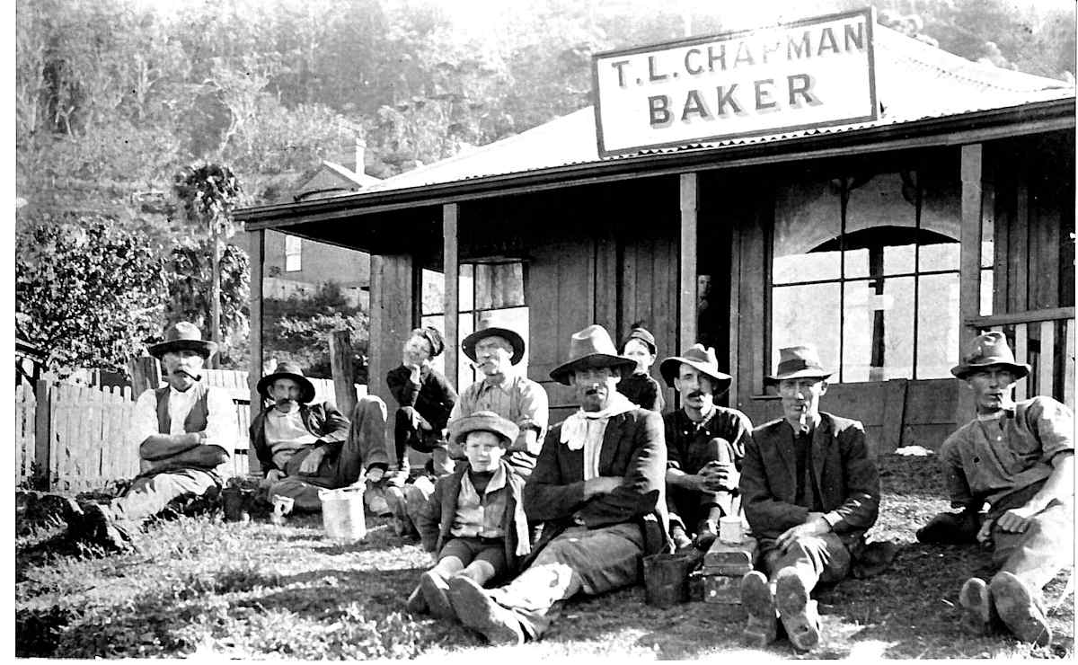 Thomas Chapman’s Bakery at Clifton. Tom and his wife Agnus had three children, Arthur, Vera and Albert.  Image: Thomas Chapman’s Bakery at Clifton. Tom and his wife Agnus had three children, Arthur, Vera and Albert. 
