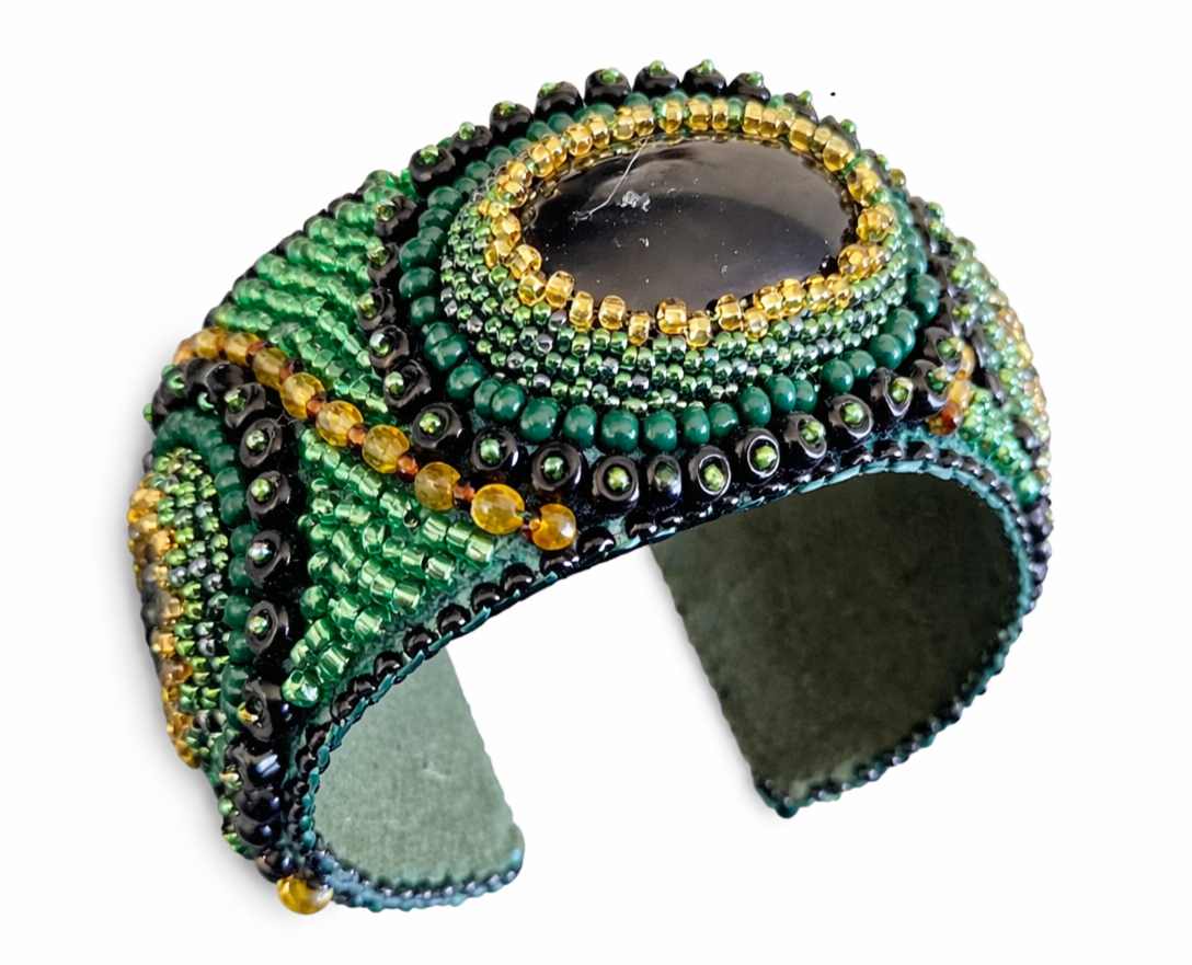 Patricia Cuff by Naan Pocen, Image 1.