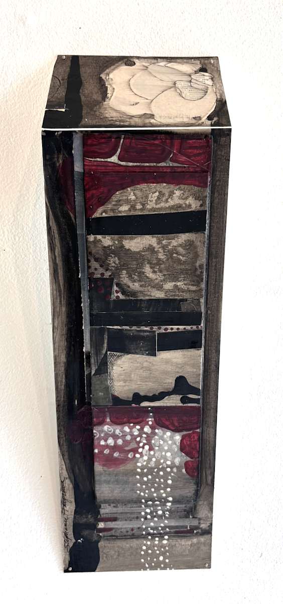 BENT 2 by STEPHANIE HARGRAVE, Image 3.