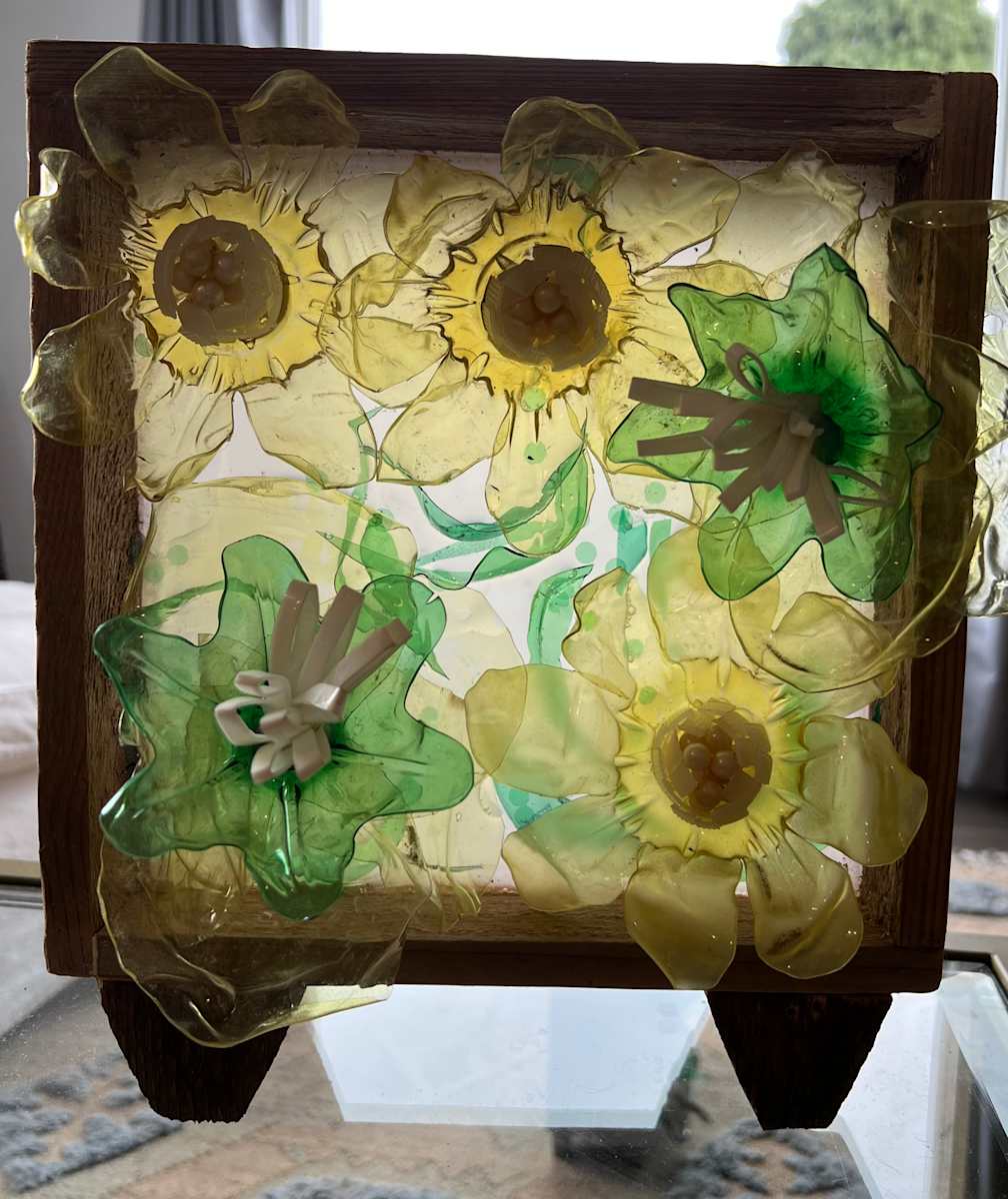 Hugo Moro: YELLOW BOQUET by STEPHANIE HARGRAVE, Image 2.