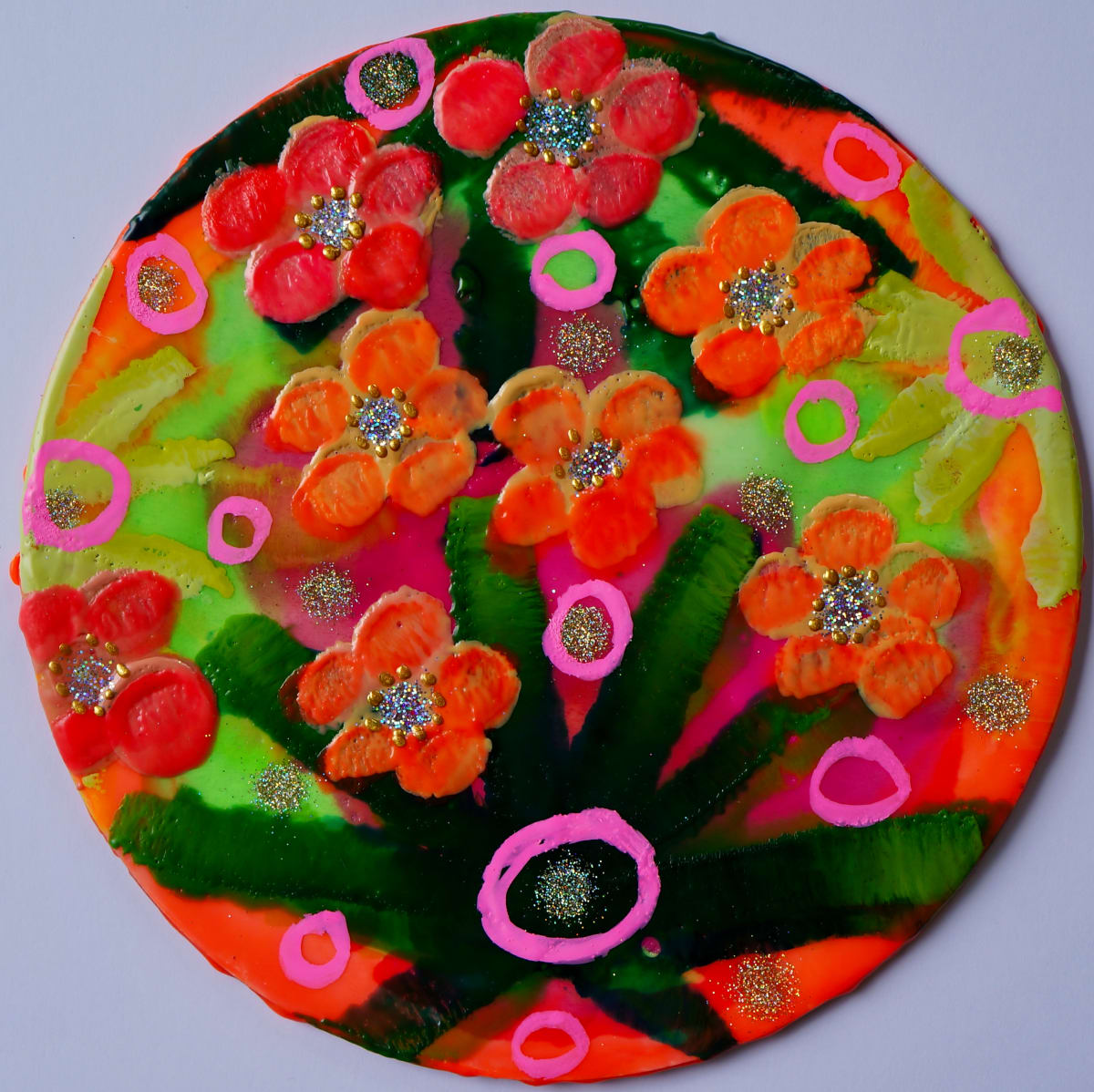 Bright as a button, Image 1.