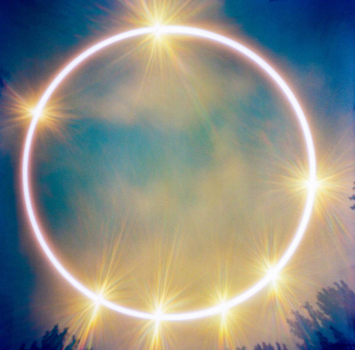 Solar Drawing: Eclipse I Spring, Solar Maximum, 2024, single-continuous, flares by Betsy Kenyon, Image 1.
