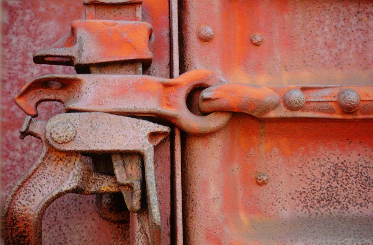Coupling, Image 1.