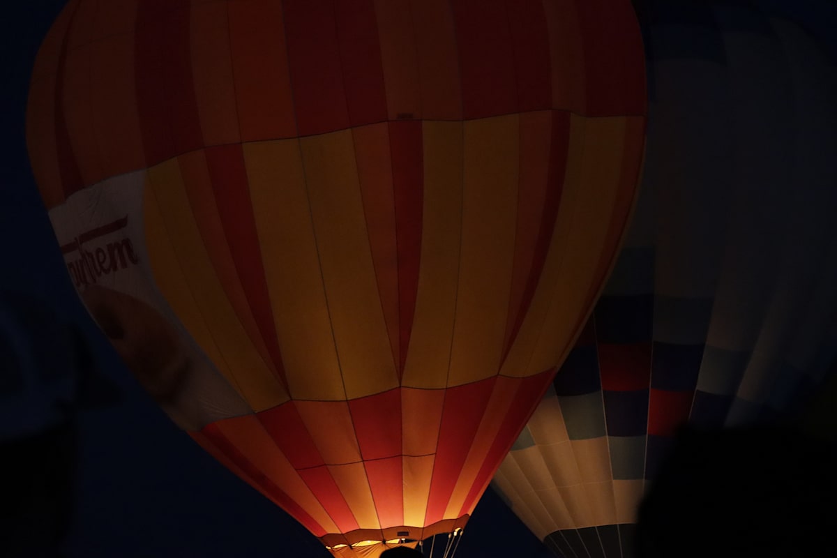 Untitled (Balloons 1), Image 1.