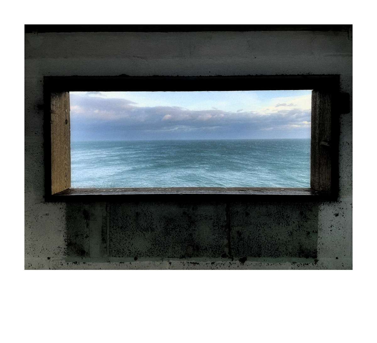 Lookout-Hide by Richard Gregory, Image 1.