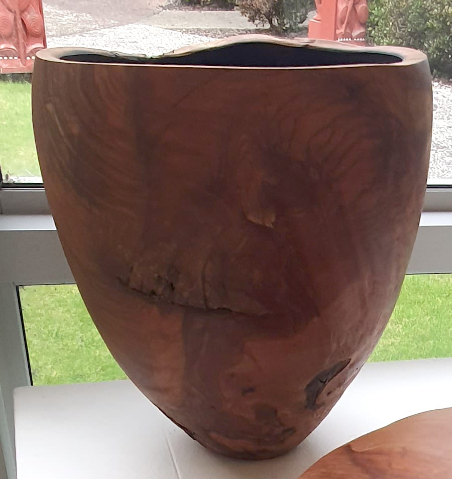 2cherry vessel by Simon King 