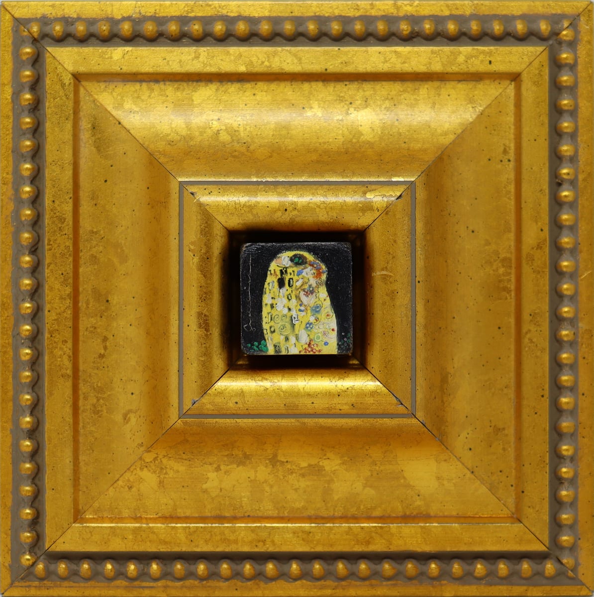 The KIss by Scott E. Hill, Image 1.