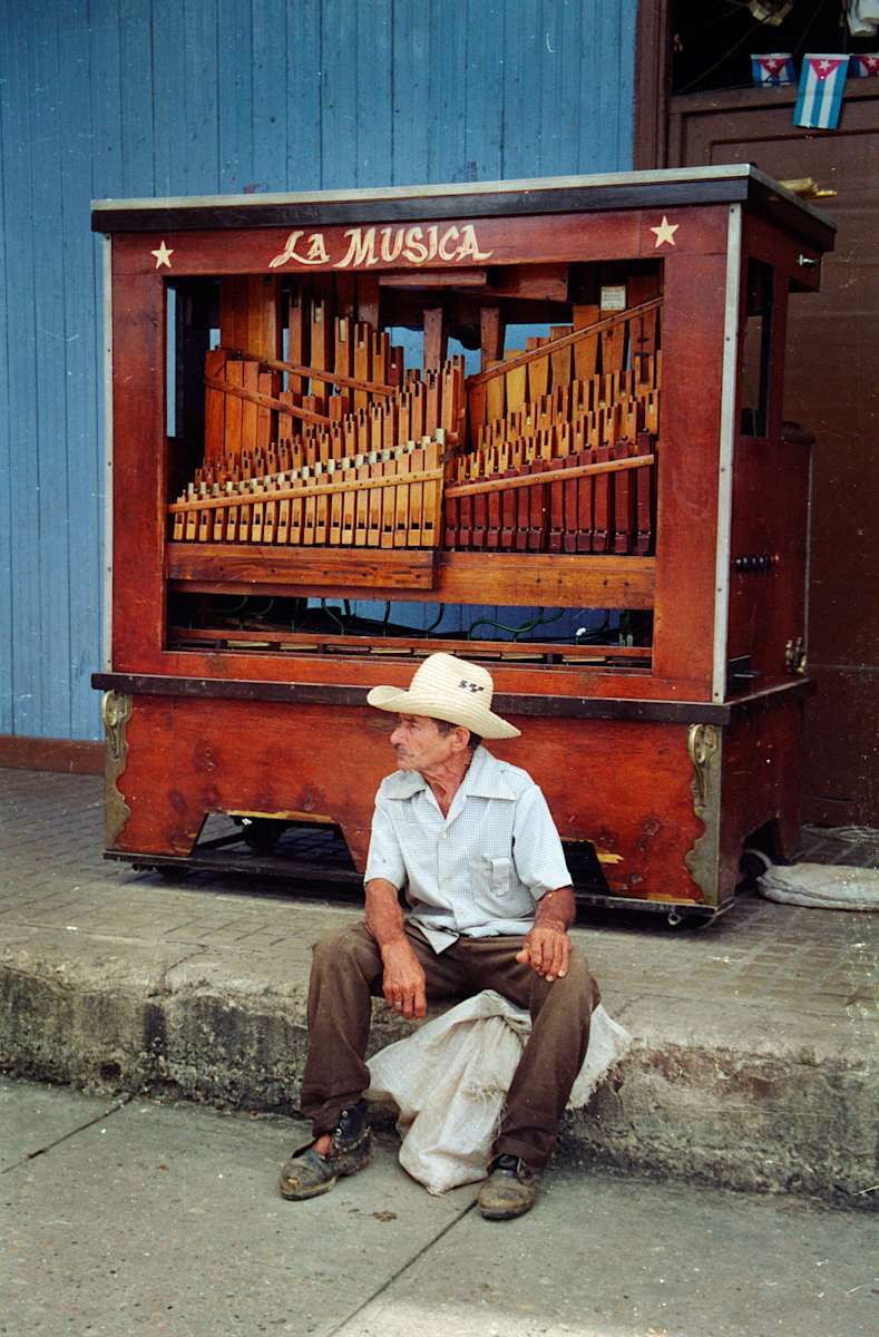Untitled (La Musica) by Daniele Tamagni Foundation 