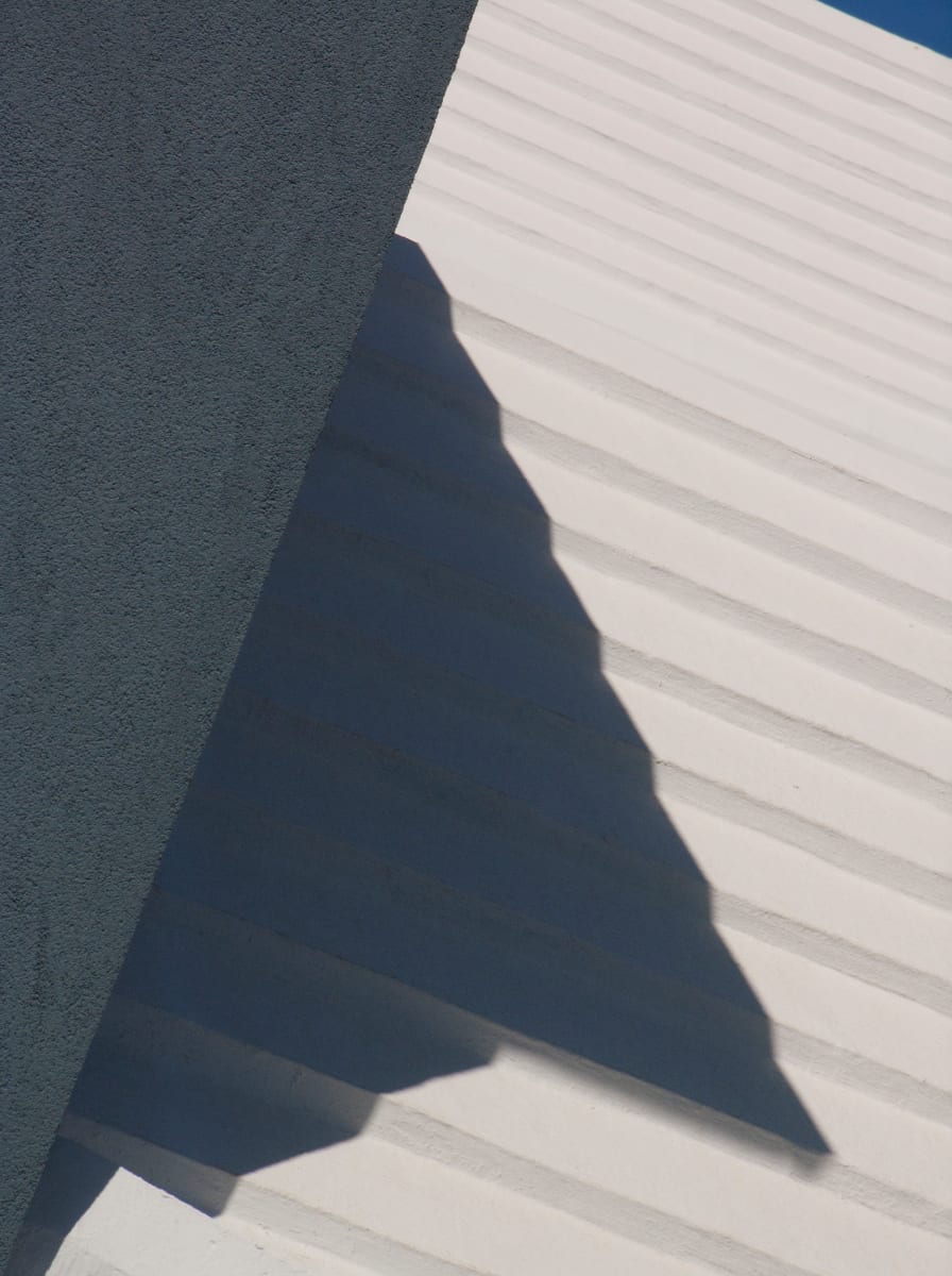 Shape of the shadow, Image 1.