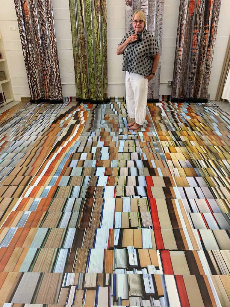 Books Floor, Image 2.