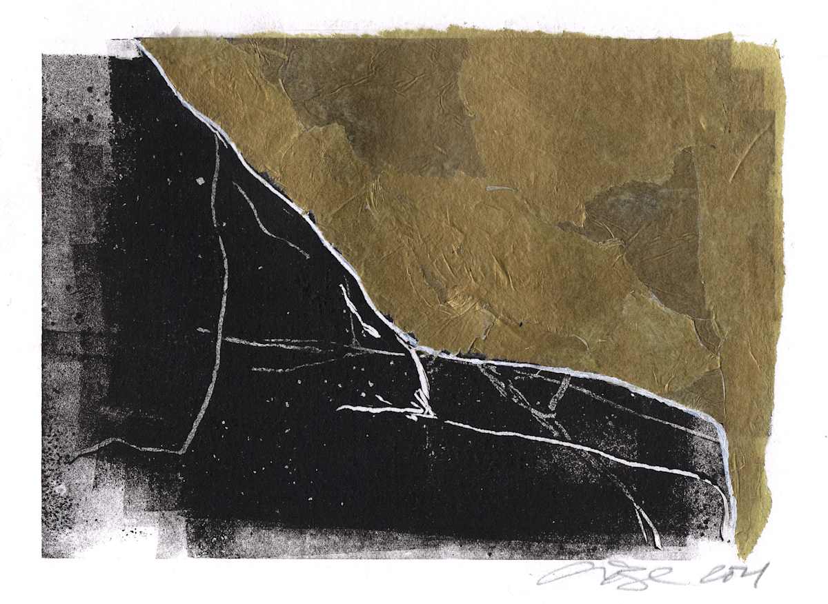 Views: Abdomen Gold by Allison Belolan 